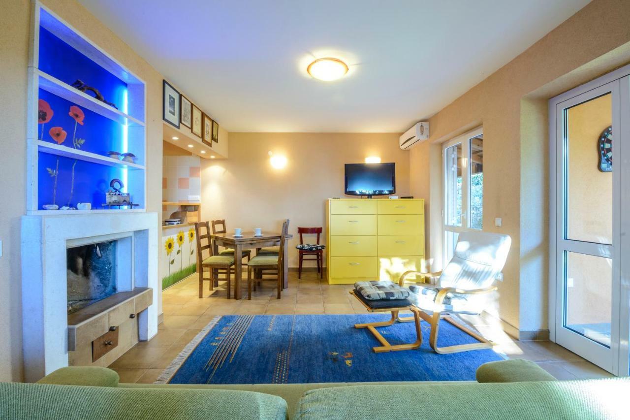 Celtis Apartment มลินี ภายนอก รูปภาพ